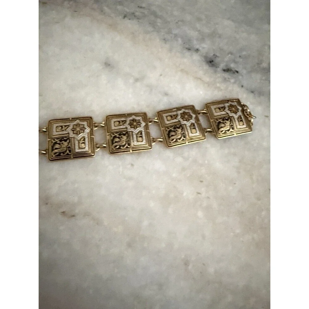 Vintage Damascene Gold Tone Safety Chain Square Link Bracelet